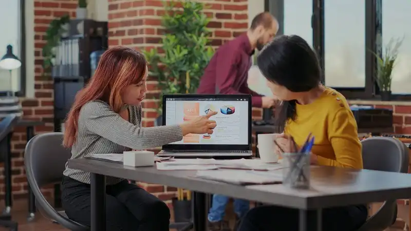 How Adobe Creative Cloud Software Enhances Collaboration in Creative Teams