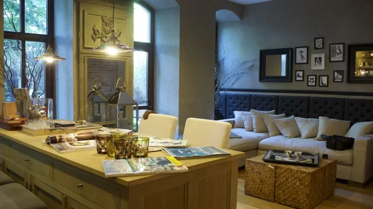 The Tricks Interior Designers Use to Make Rooms Feel Bigger