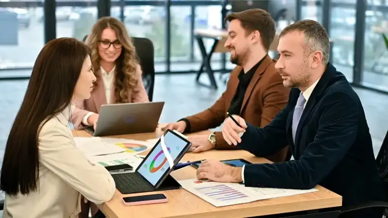 5 Advantages Of Outsourcing CPA Services For Growing Businesses